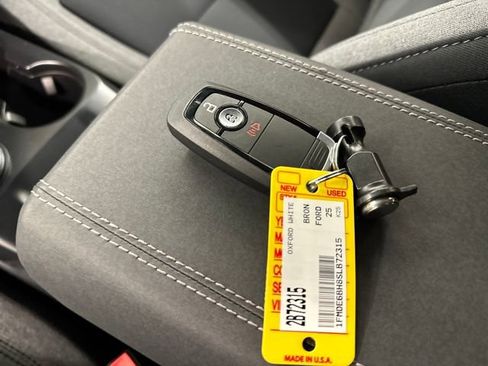 New 2025 Ford Bronco 4-Door image 25