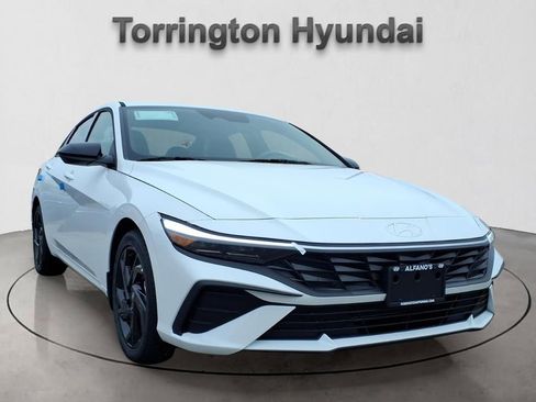 New 2026 Hyundai Elantra Sport image 1