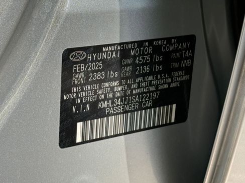 Used 2025 Hyundai Sonata SEL FWD image 28