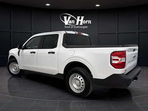 Used 2024 Ford Maverick XL image 3