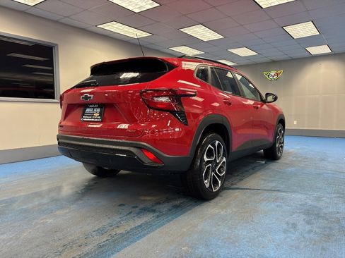 New 2026 Chevrolet Trax RS w/ Driver Confidence Package image 3