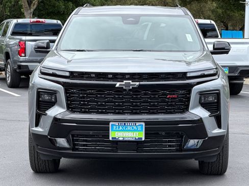 New 2026 Chevrolet Traverse RS w/ LPO, Floor Liner Package AWD/4WD image 8