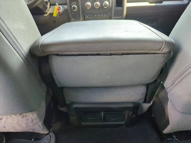 Used 2018 RAM 3500 Tradesman w/ Chrome Appearance Group AWD/4WD image 22