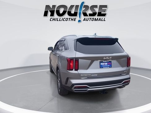 Used 2023 Kia Sorento EX image 7