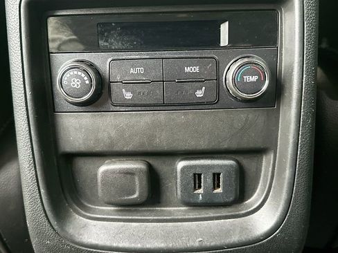 Used 2016 Buick Envision Premium image 26