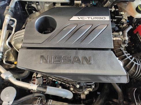 Used 2022 Nissan Rogue SV image 29