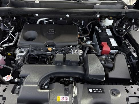 Used 2025 Toyota RAV4 XLE w/ Weather Package image 31