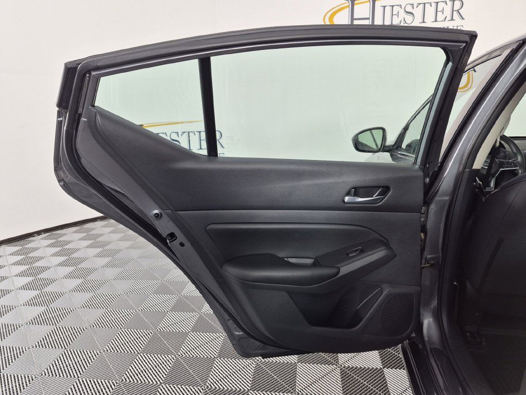 Used 2022 Nissan Altima 2.5 S FWD image 28