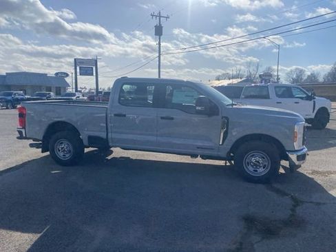 New 2025 Ford F250 XL w/ 360-Degree Camera Package RWD image 7