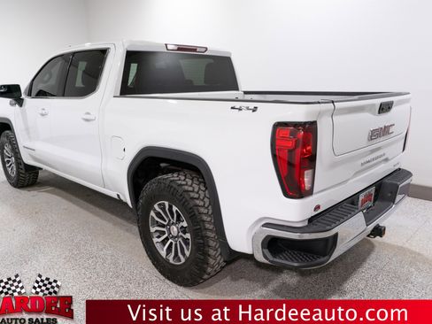 Used 2023 GMC Sierra 1500 SLE image 3