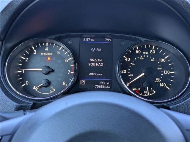 Used 2018 Nissan Rogue SL w/ Premium Package FWD image 4