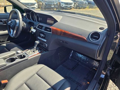 Used 2014 Mercedes-Benz C 300 4MATIC Sedan image 11