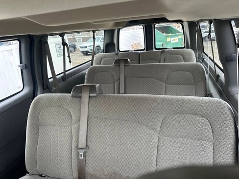 Used 2023 Chevrolet Express 3500 LS image 20