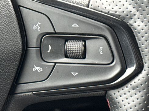 Certified 2024 Chevrolet Trax RS w/ Sunroof Package image 20