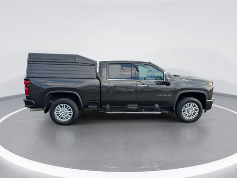 Used 2020 Chevrolet Silverado 2500 High Country AWD/4WD image 2