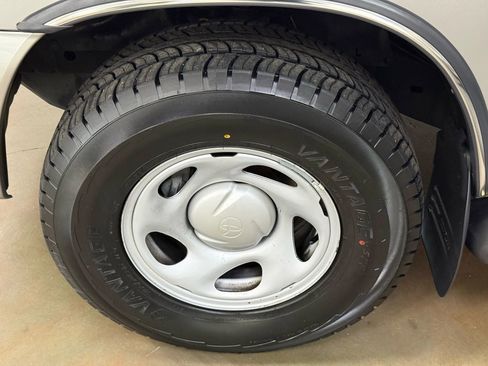 Used 2005 Toyota Tundra SR5 image 30