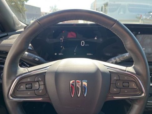Used 2025 Buick Envista Sport Touring w/ Experience Buick Package image 20