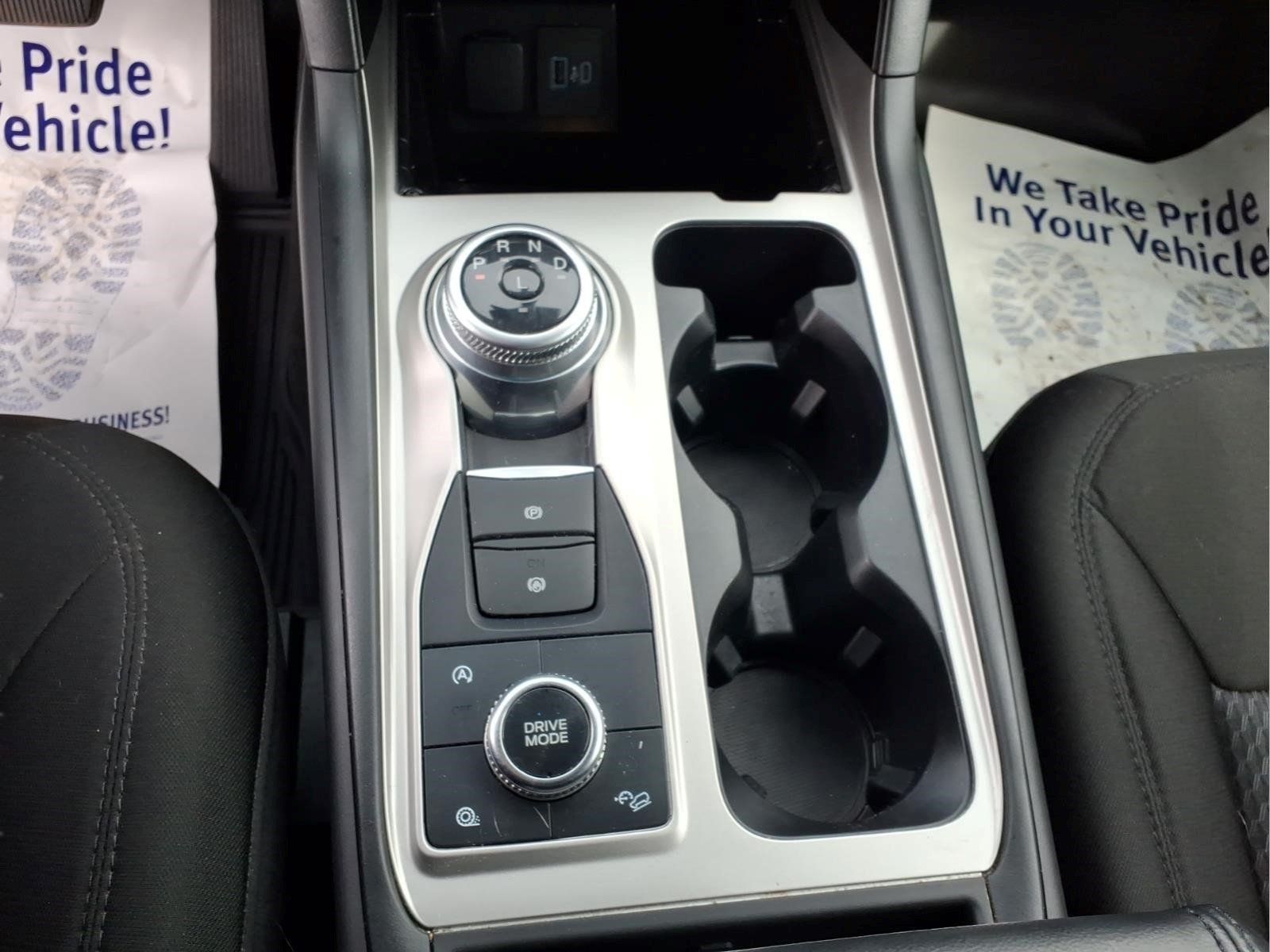 Used 2024 Ford Explorer XLT AWD/4WD image 13
