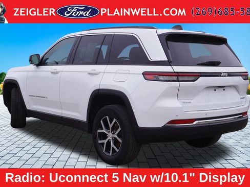 Used 2024 Jeep Grand Cherokee Limited AWD/4WD image 3