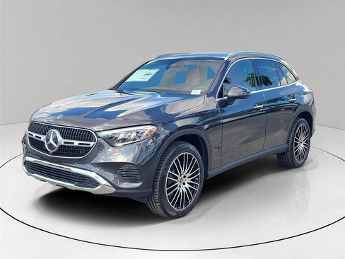 New 2026 Mercedes-Benz GLC 300 image 3