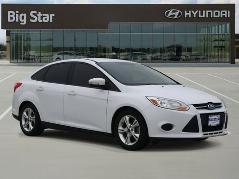 Used 2014 Ford Focus SE image 6