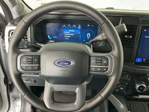 Certified 2025 Ford F350 Lariat w/ FX4 Off-Road Package AWD/4WD image 19