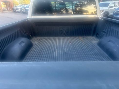 Used 2016 RAM 1500 Classic SLT RWD image 5
