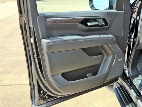 Certified 2026 Chevrolet Tahoe Premier w/ Sun And Tow Package RWD image 12
