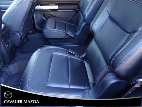 Used 2023 Ford Explorer XLT w/ Equipment Group 202A image 12