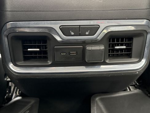Used 2020 GMC Sierra 1500 SLT w/ SLT Premium Plus Package AWD/4WD image 26