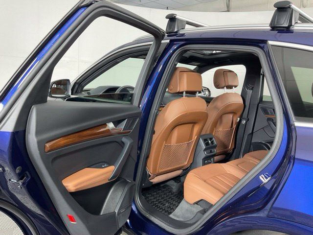 Used 2022 Audi Q5 2.0T Premium Plus AWD/4WD image 31