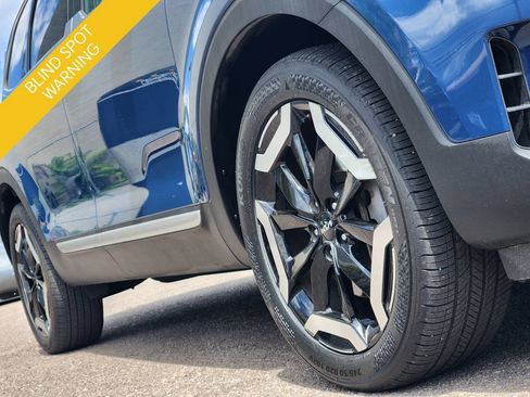 Certified 2023 Kia Telluride S w/ S Sunroof Package AWD/4WD image 8