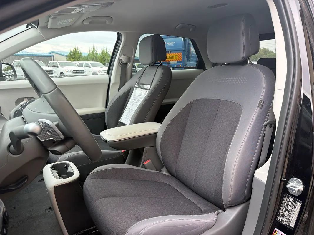 Used 2024 Hyundai Ioniq 5 SE AWD/4WD image 12