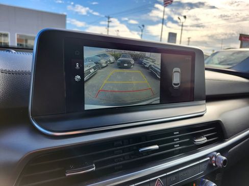 Used 2022 Kia Telluride S image 12