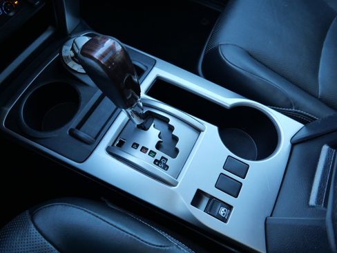 Used 2019 Toyota 4Runner Limited image 33