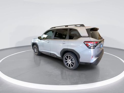 Used 2025 Subaru Forester Limited w/ Popular Package #2 AWD/4WD image 6