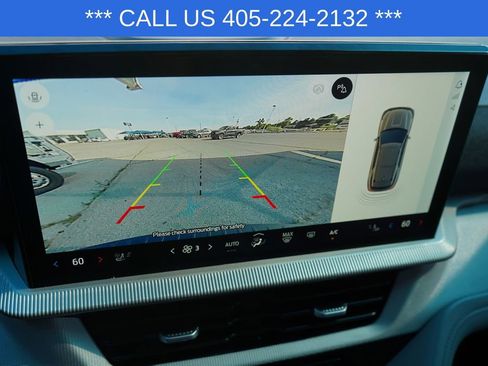 Used 2025 Ford Explorer Active w/ Active Comfort Package RWD image 37