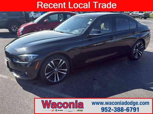 Used 2018 BMW 330i xDrive Sedan w/ Convenience Package AWD/4WD image 1