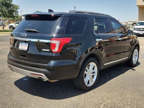 Used 2017 Ford Explorer Limited FWD image 4