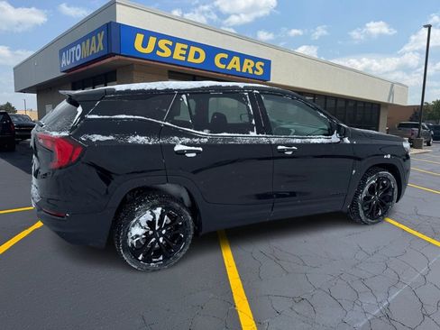 Used 2020 GMC Terrain SLE w/ Driver Convenience Package image 5