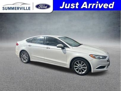 Used 2017 Ford Fusion SE