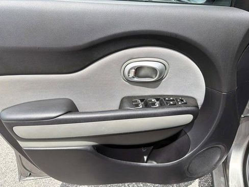 Used 2018 Kia Soul FWD image 7