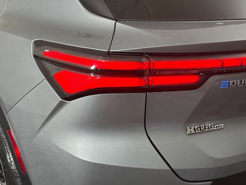 Used 2025 Chevrolet Equinox EV LT image 35