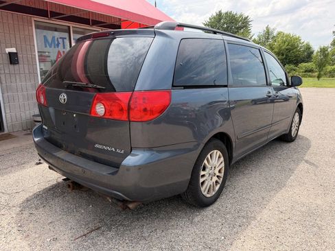 Used 2008 Toyota Sienna FWD image 4