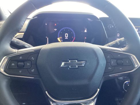Used 2025 Chevrolet TrailBlazer ACTIV w/ Convenience Package FWD image 11