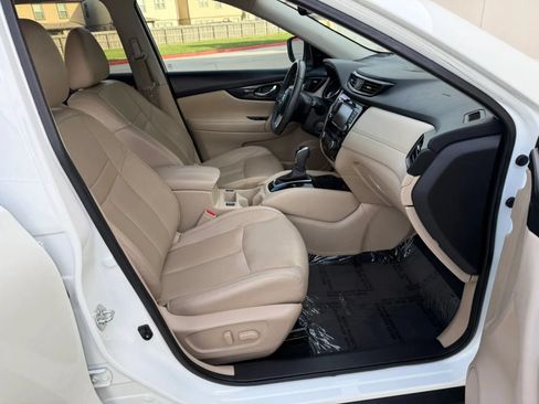 Used 2019 Nissan Rogue SL w/ Premium Package FWD image 19
