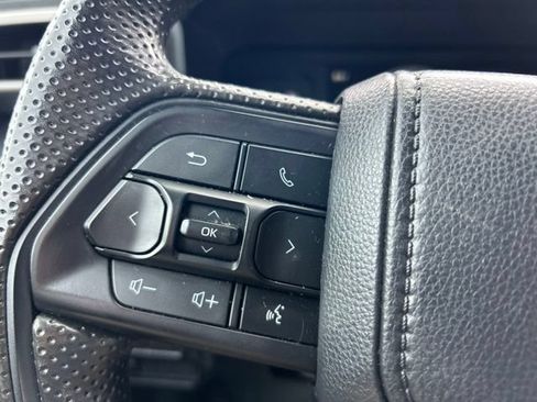 Used 2024 Toyota Tacoma SR5 RWD image 17