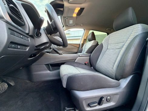 Used 2023 Nissan Rogue SV FWD image 22
