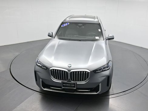 Used 2024 BMW X5 xDrive40i AWD/4WD image 39