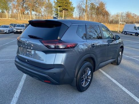 Certified 2021 Nissan Rogue S image 8